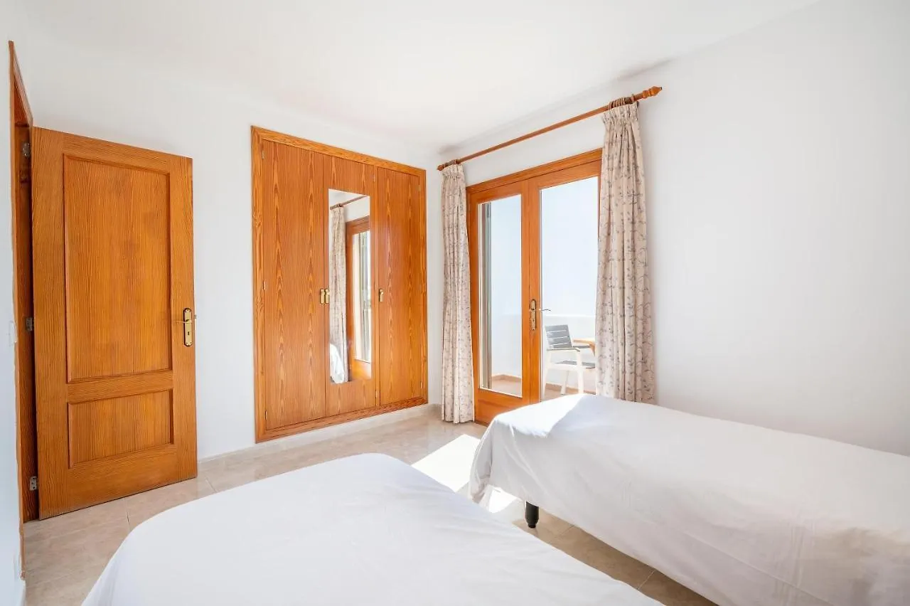 Apartamentos Karin 2ºd Cala D´Or 0*,